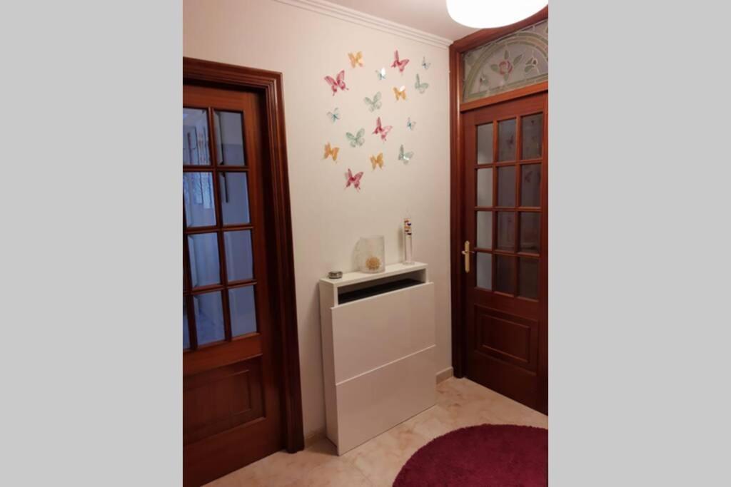 Апартаменты Piso Completo En Camino Ingles - Sigueeiro, Сигуэйро Экстерьер фото
